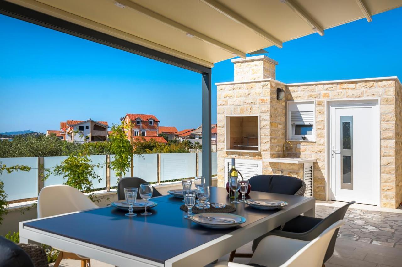 Villa Buzuk Vodice Exterior foto